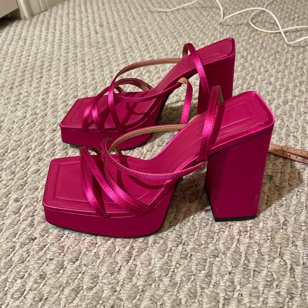 Pink Zara platform heels. Size 6